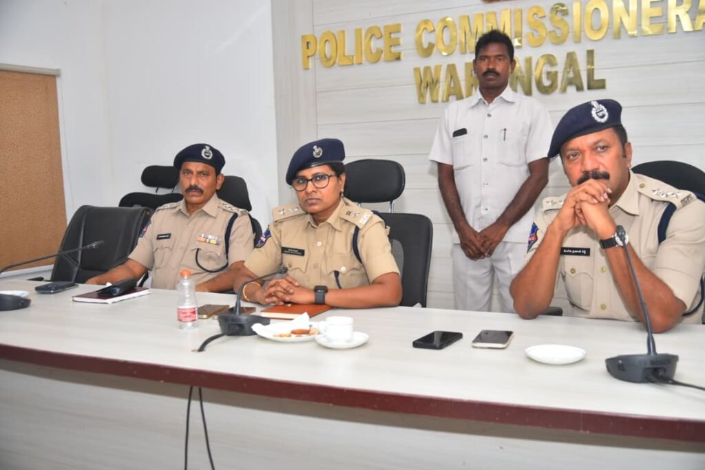 శాంతియుత వాతావరణంలో పండగలు జరుపుకోవాలి: సెంట్రల్ జోన్ డీసీపీ దార కవిత