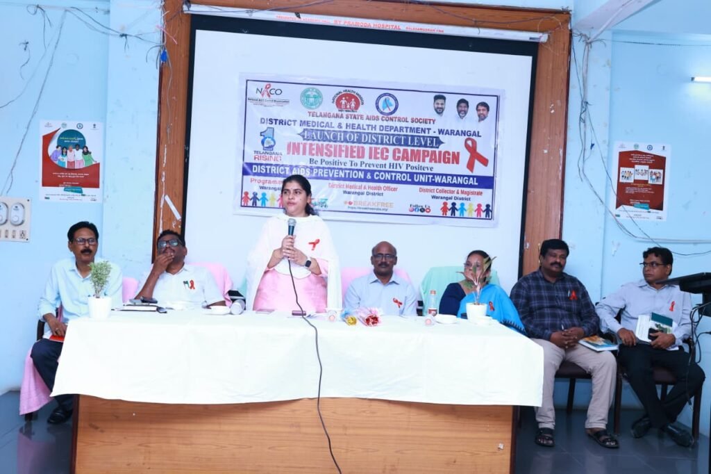 హెచ్‌ఐవి నివారణపై అవగాహన పెంపొందించాలి: కలెక్టర్‌ సత్య శారద
