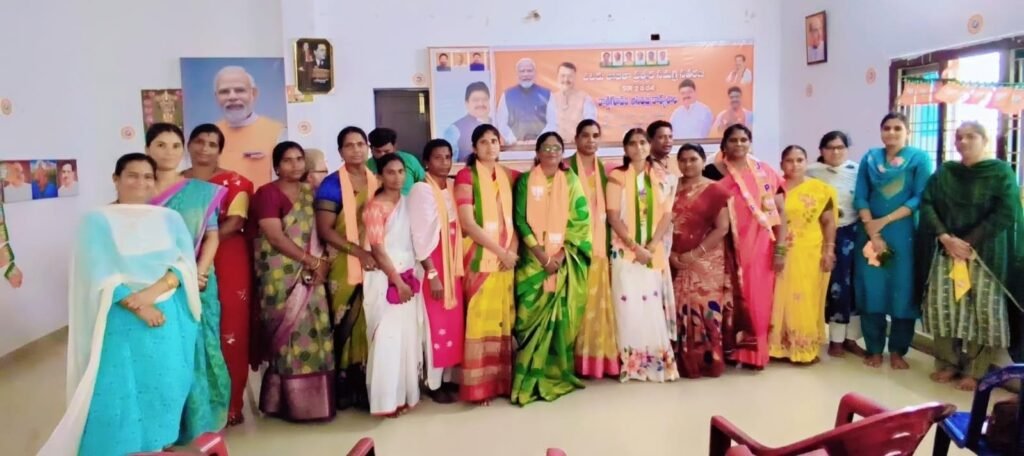 బిజెపి జిల్లా మహిళా మోర్చా కమిటీ నియామకం