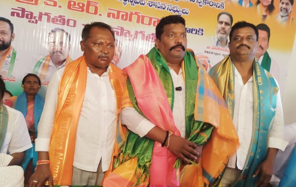 వర్ధన్నపేట పిఏసిఎస్(పాక్స్) చైర్మన్‌గా అబ్బిడి రాజీరెడ్డి డైరెక్టర్స్ ప్రమాణస్వీకారం